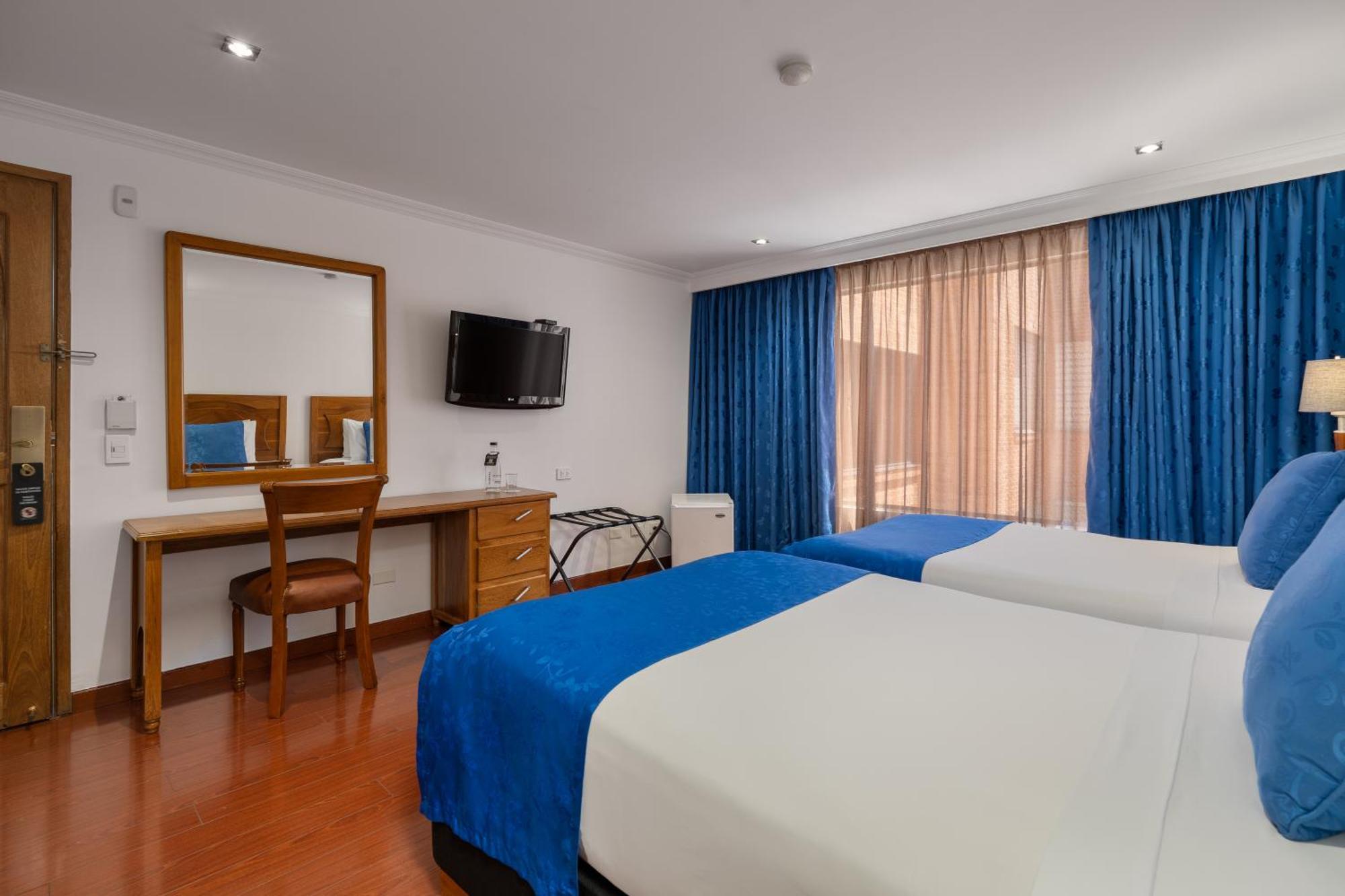 Hotel Egina ボゴタ エクステリア 写真