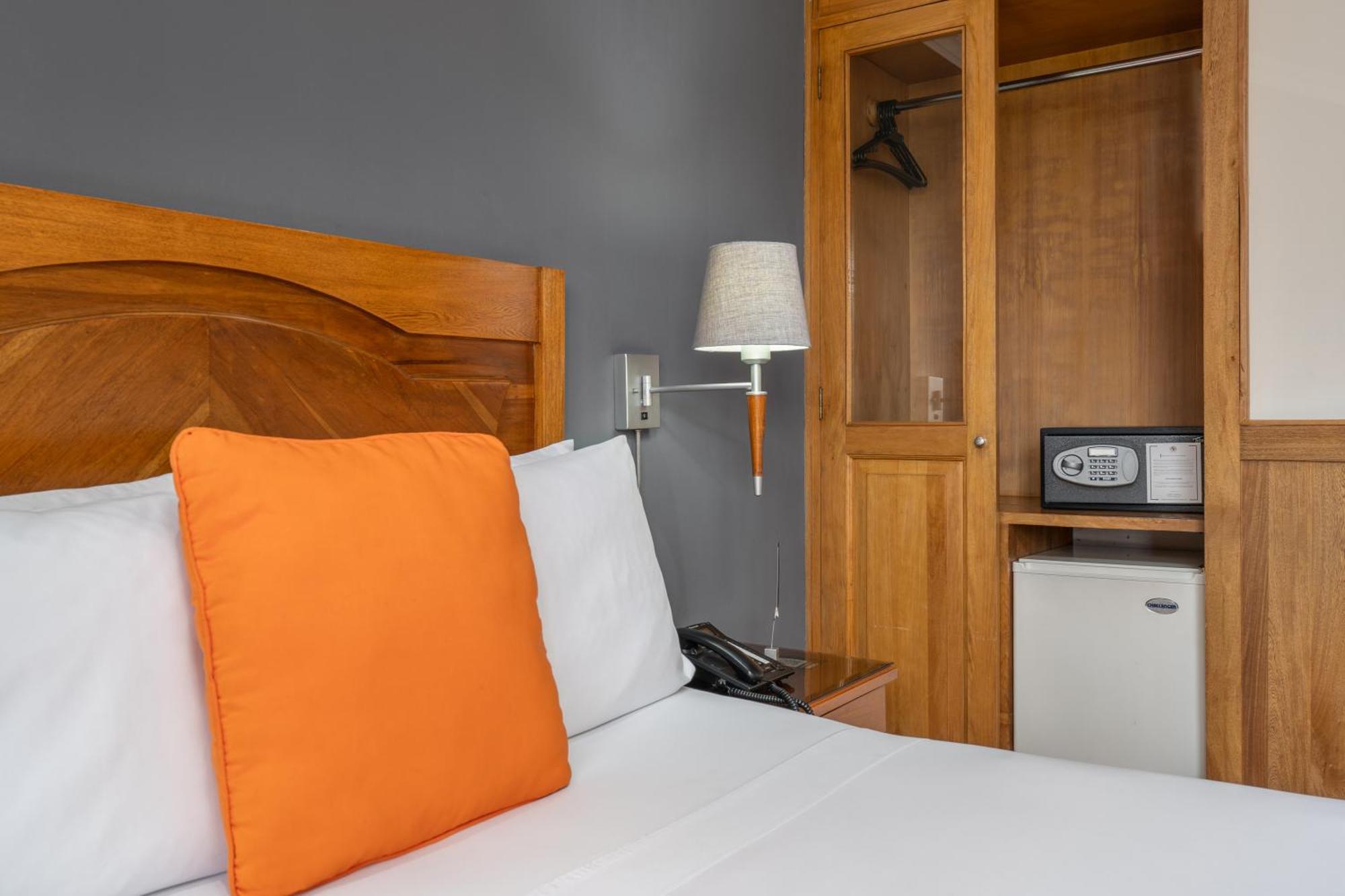 Hotel Egina ボゴタ エクステリア 写真